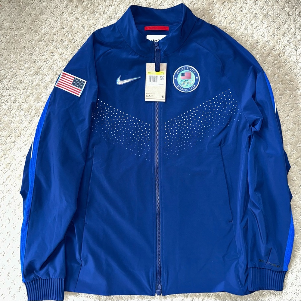 Nike Men’s Paris 2024 Team Issued USA Olympic Podium Jacket DZ3559-492 Size S